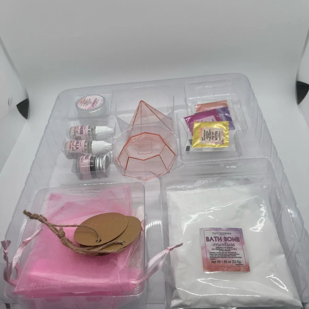 FAO Schwarz 25 Piece Calm Creations DIY Spa-Ready Bath Bomb Set for Kids New NIB